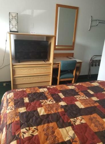 בייקר סיטי Oregon Trail Motel And Restaurant מראה חיצוני תמונה